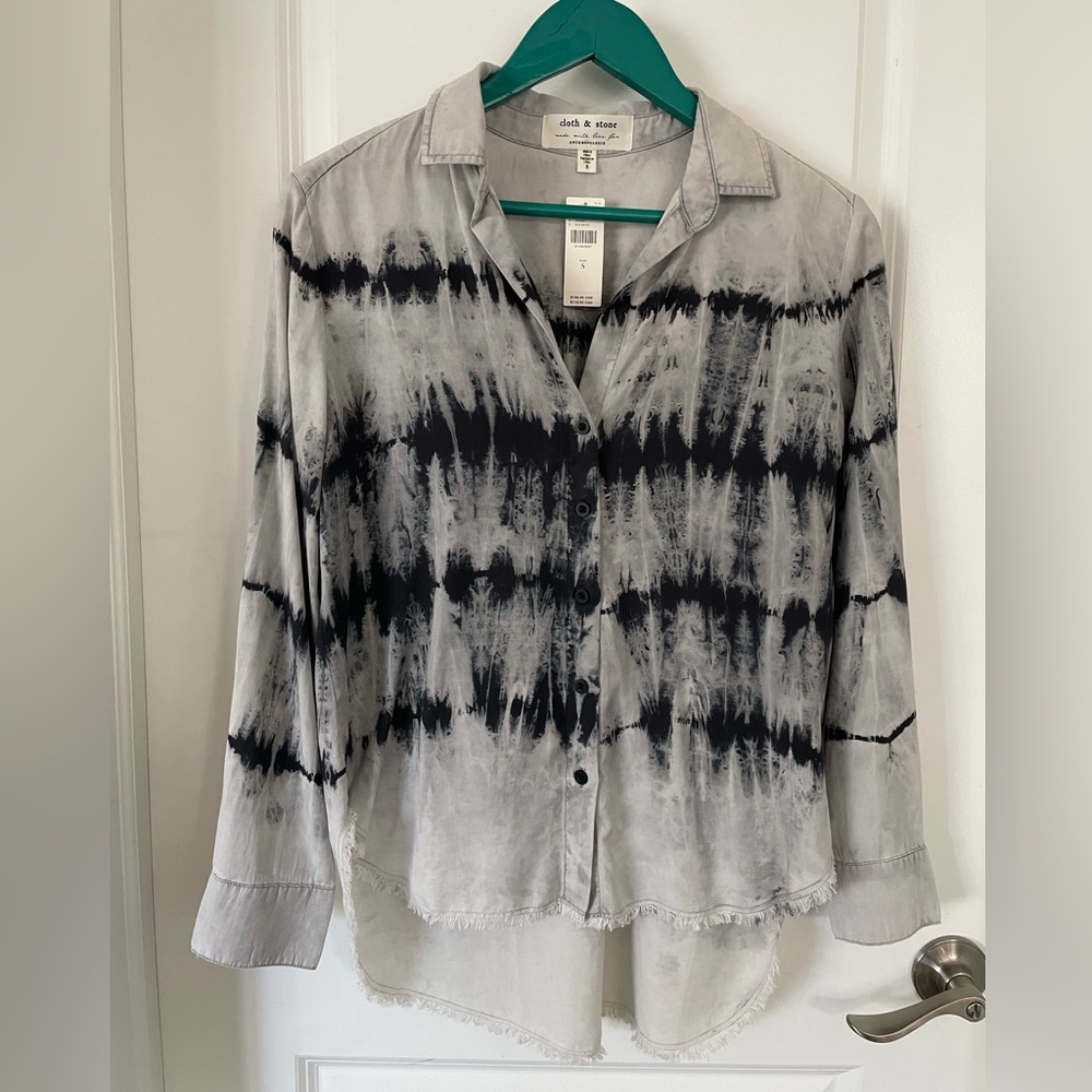 NWT Cloth & Stone Blouse - Small - Tie Dye